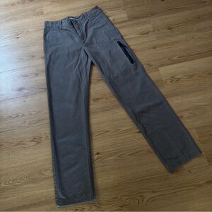 Nike Sportswear Men’s Dusty Muted Brown Pants Size 28x30 – Outdoor, Golf, Hiking